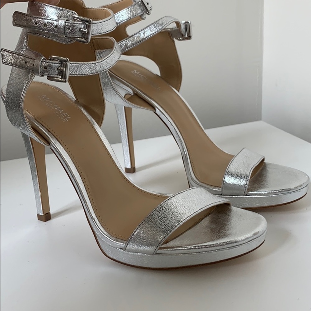 Michael Kors silver pumps - size 7 (never worn!)